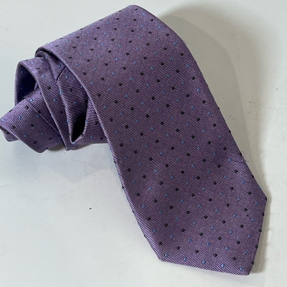 Robert Talbott Carmel Hand Sewn Made in USA 100% Silk Purple Polka Dot Tie - Picture 2 of 9